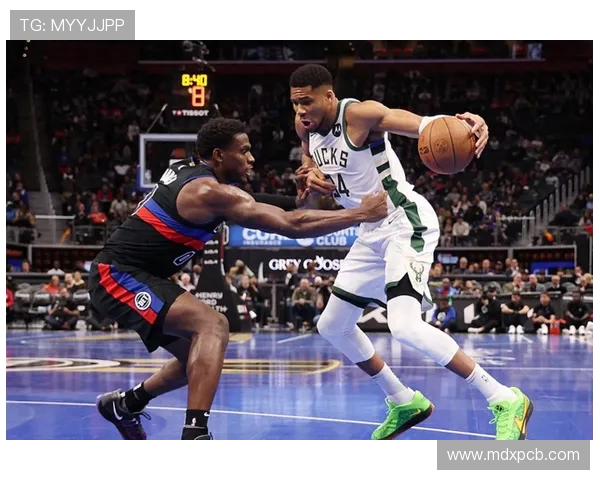 太阳与雄鹿激战：超巨对决引爆NBA赛场，谁能笑到最后